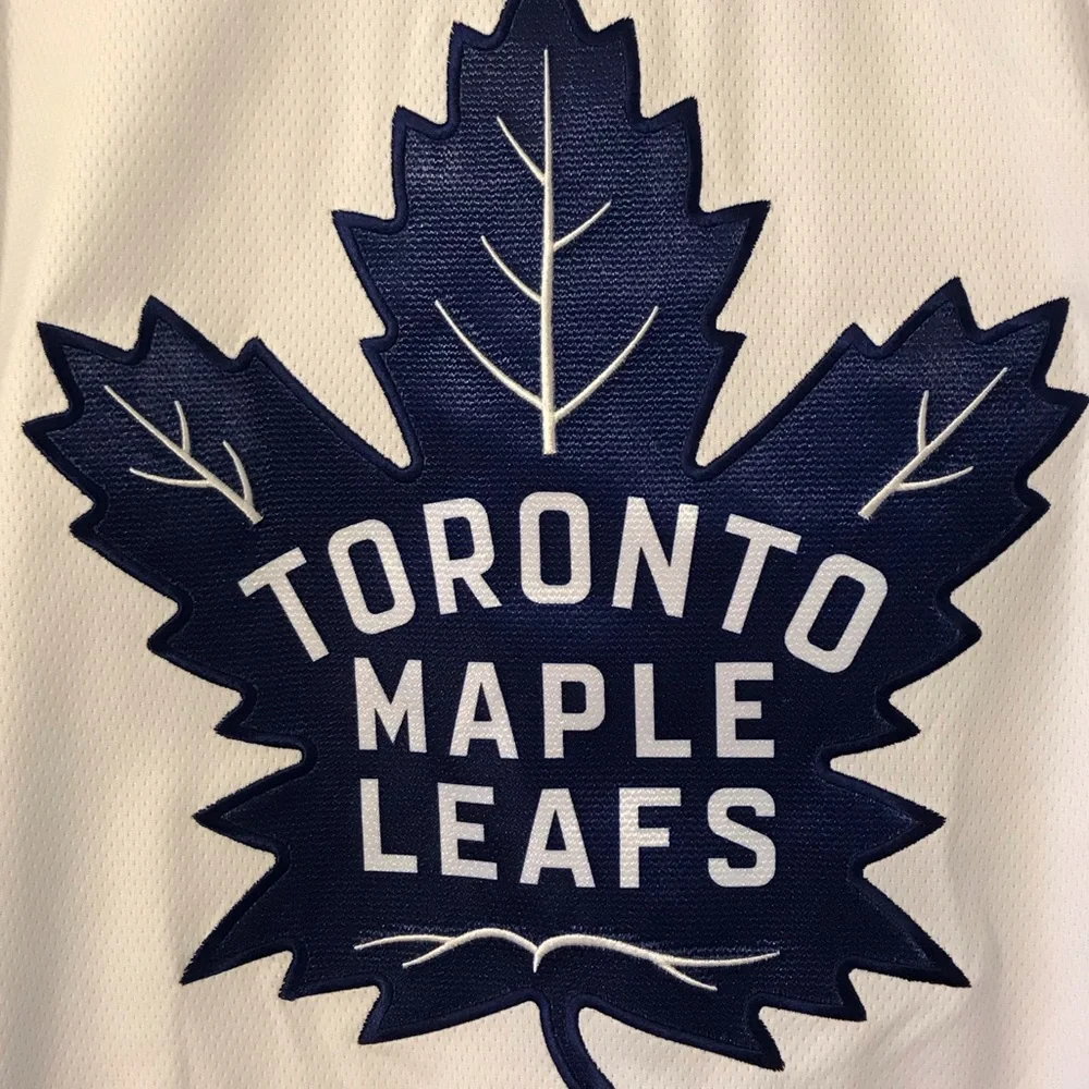 Auston Matthews Maple Leafs NHL Jersey (NWT) - Picture 5 of 11